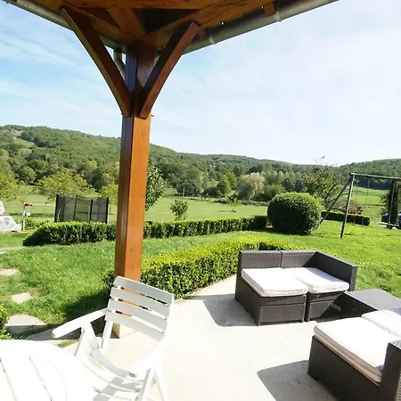 Gorgeous Holiday In With Barbecue Montcléra